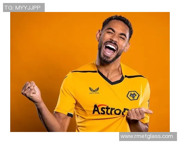 巴西豪门弗拉门戈核心球星闪耀绿茵场引领球队冲击冠军梦想