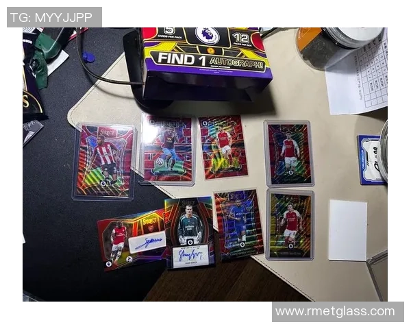 最实惠的帕尼尼球星卡足球卡包推荐让你轻松开启收藏之旅